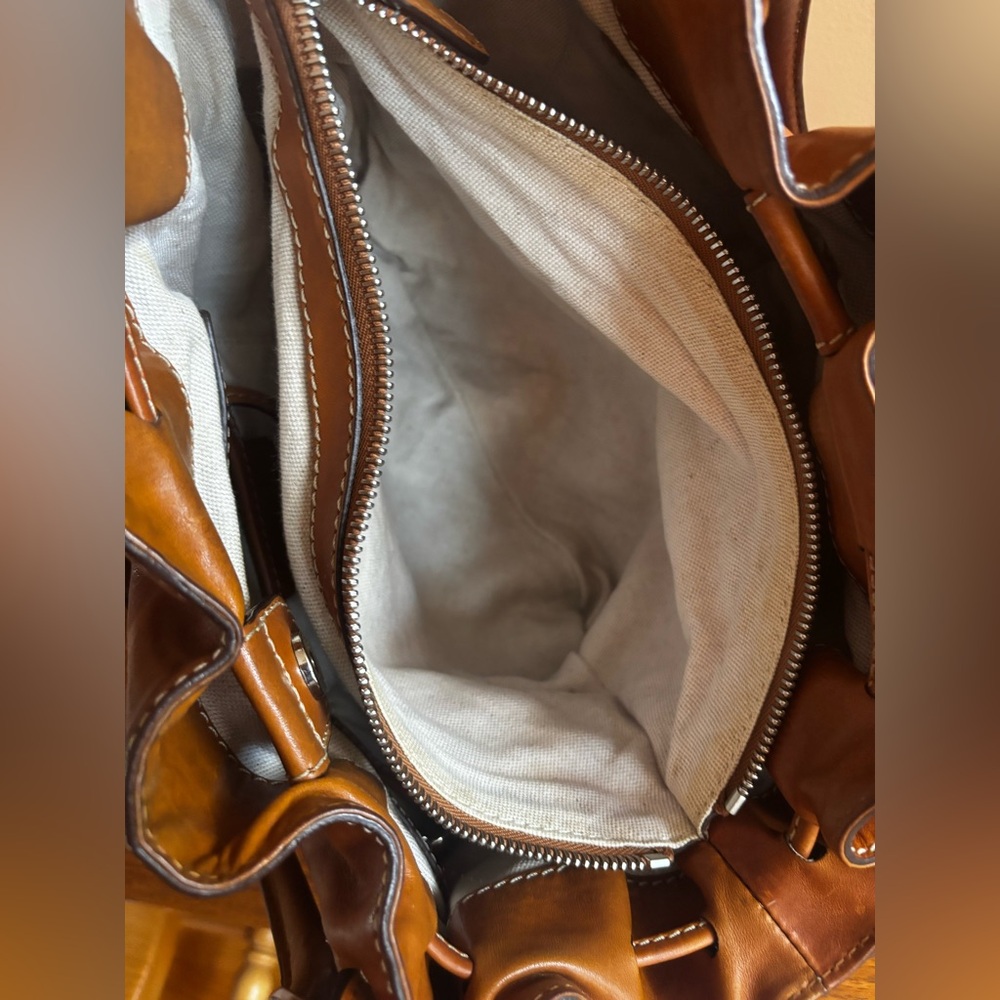 Michael Michael Kors Carmel Large Satchel bag. EUC - Picture 11 of 12